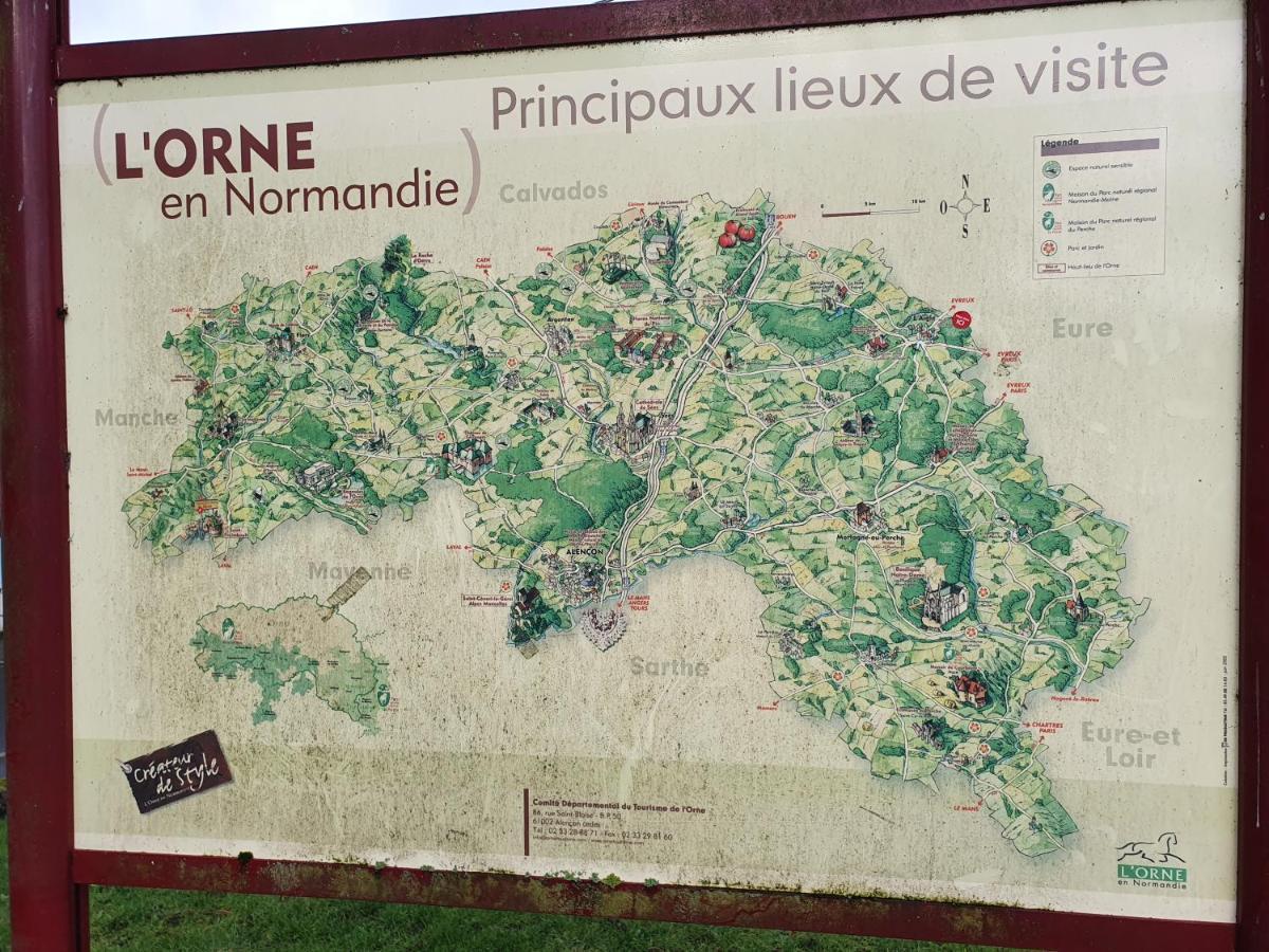 Au Petit Paradis Sainte-Gauburge-Sainte-Colombe 外观 照片