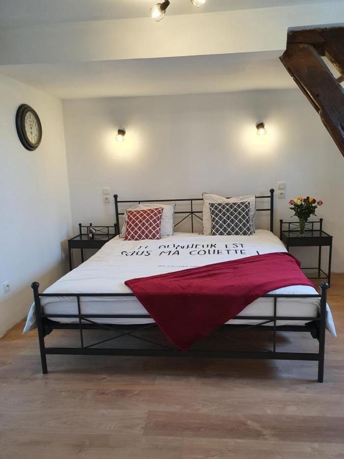 Au Petit Paradis Sainte-Gauburge-Sainte-Colombe 外观 照片