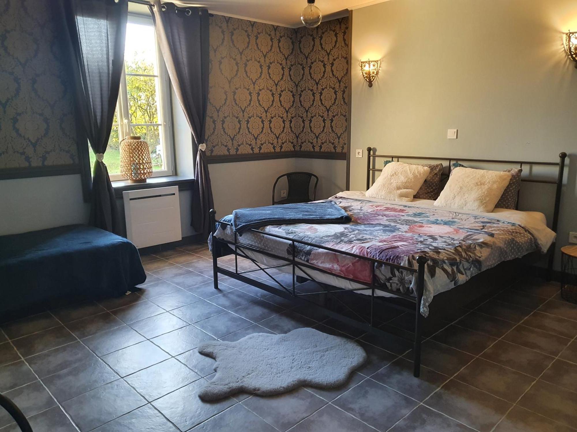 Au Petit Paradis Sainte-Gauburge-Sainte-Colombe 客房 照片