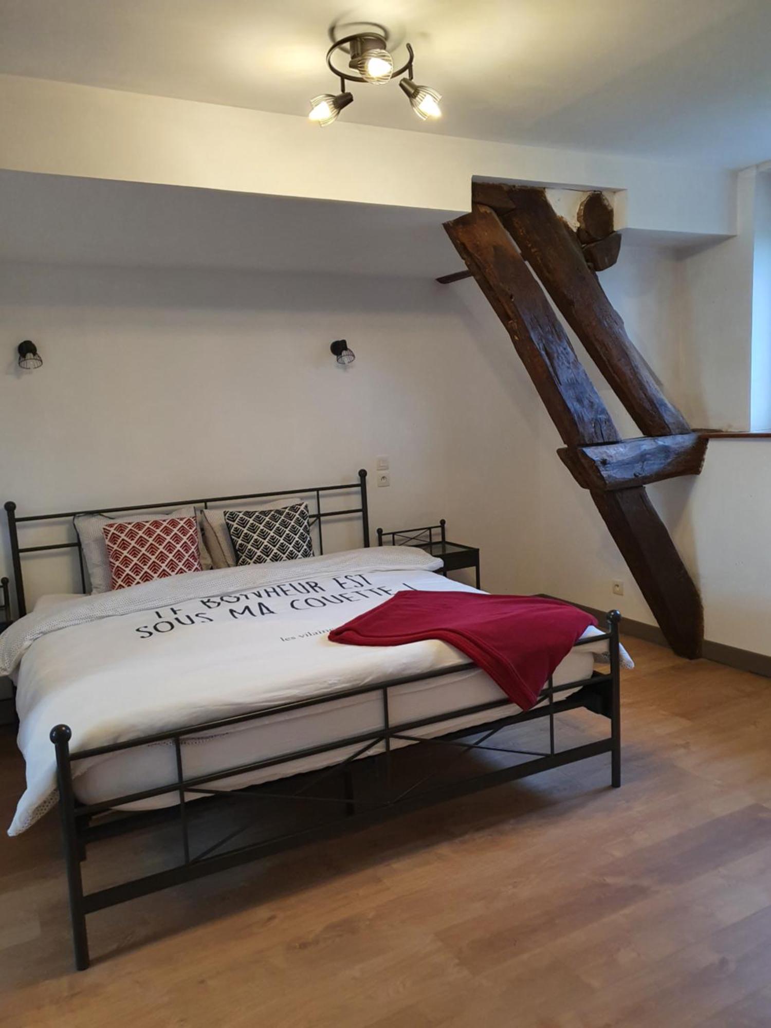 Au Petit Paradis Sainte-Gauburge-Sainte-Colombe 客房 照片
