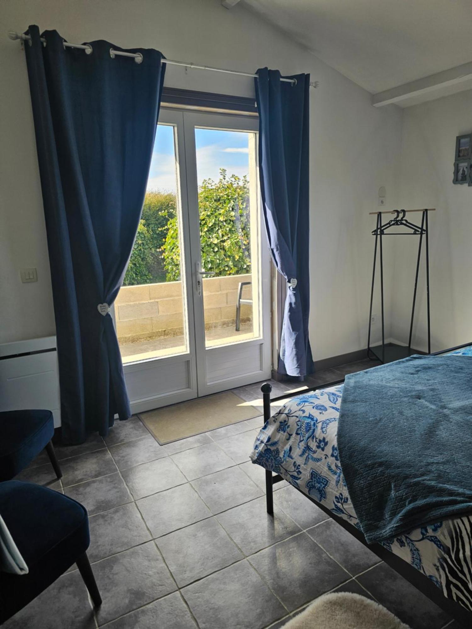 Au Petit Paradis Sainte-Gauburge-Sainte-Colombe 外观 照片